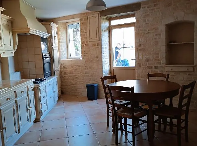 14 Personnes à Proximité Du Puy Du Fou Bonheur à L' Aubépin à 18 Minutes Du Célèbre Parc * Pouzauges