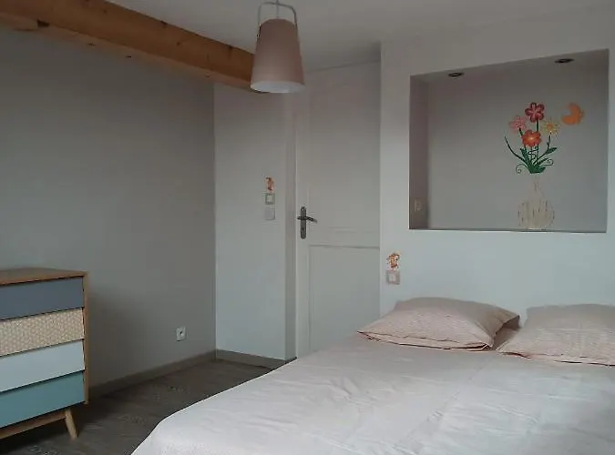 Casa de Férias 14 Personnes à Proximité Du Puy Du Fou Bonheur à L' Aubépin à 18 Minutes Du Célèbre Parc